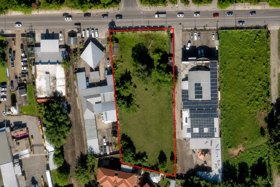 Commercial Land for Sale in Sosúa on Main Highway photo 1