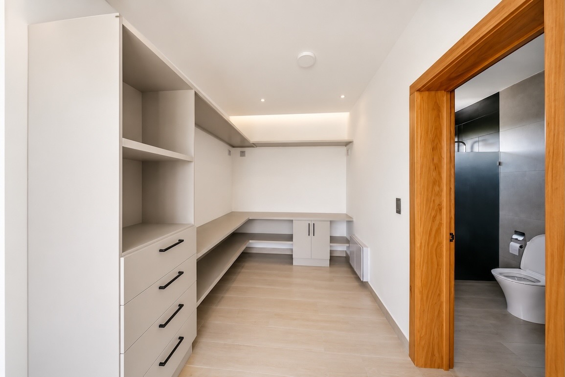 3-Bedroom Villa in Lomas Mironas for Sale photo 2