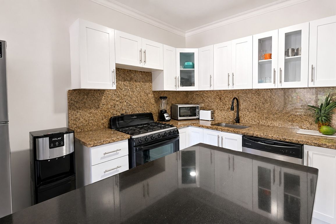 Apartamento de 2 Dormitorios en Venta en Grand Laguna Beach, Sosúa — Foto 1