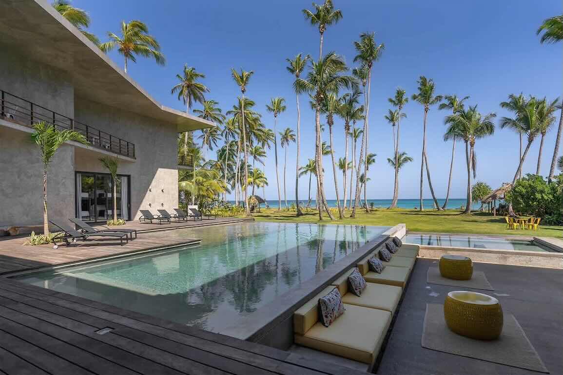Villa frente a la playa de 12 dormitorios en Playa Cosón, Las Terrenas — Foto 1