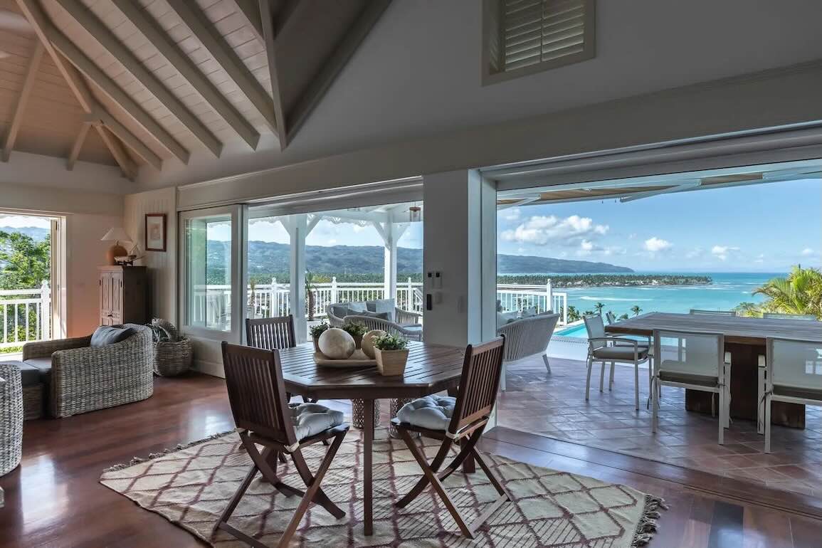 Villa de lujo de 5 dormitorios en Playa Las Ballenas, Las Terrenas — Foto 1