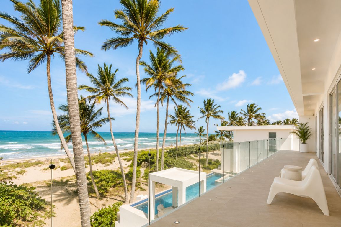 Oceanfront 5-Bedroom Luxury Villa for Sale in Cabarete — Photo 11