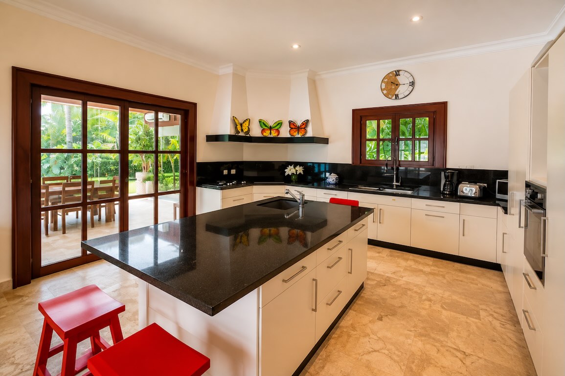 7-Bedroom Luxury Villa in Sea Horse Ranch Cabarete — Photo 4