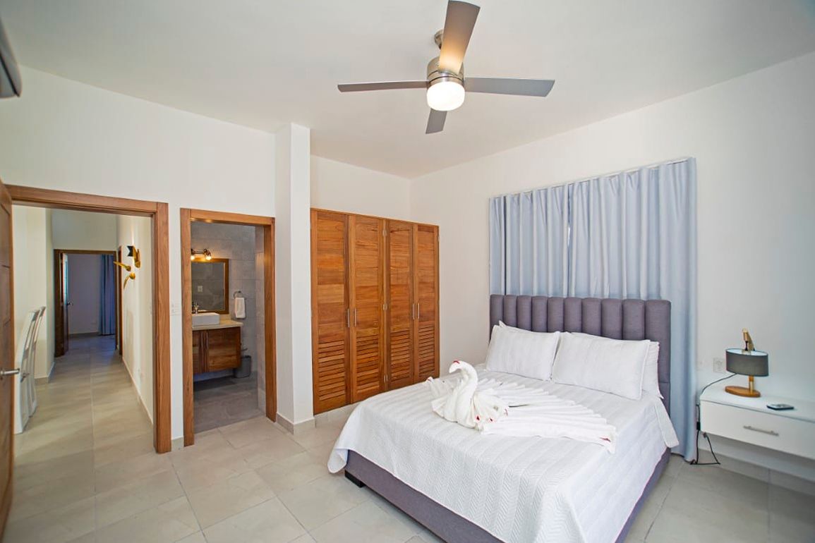 Villa de 3 Dormitorios con Piscina en Venta en Sosúa — Foto 4