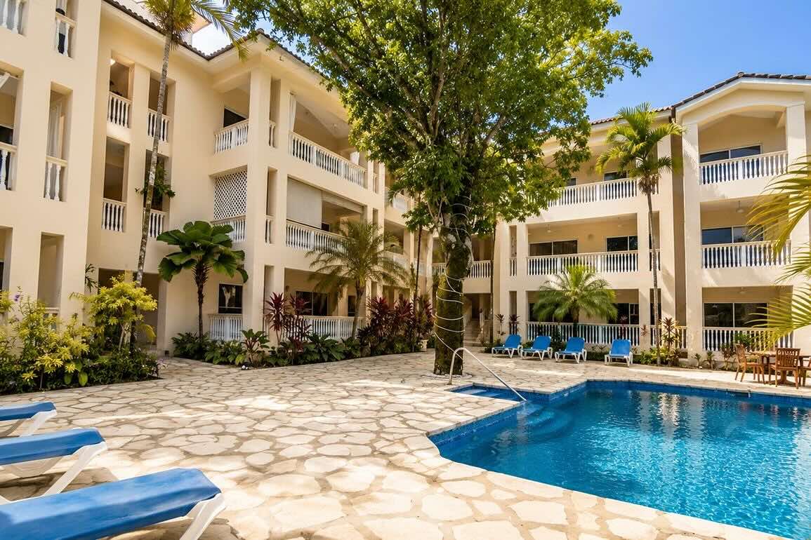 Condo de 2 Habitaciones en Venta en Hispaniola Sol, Sosúa — Piscina