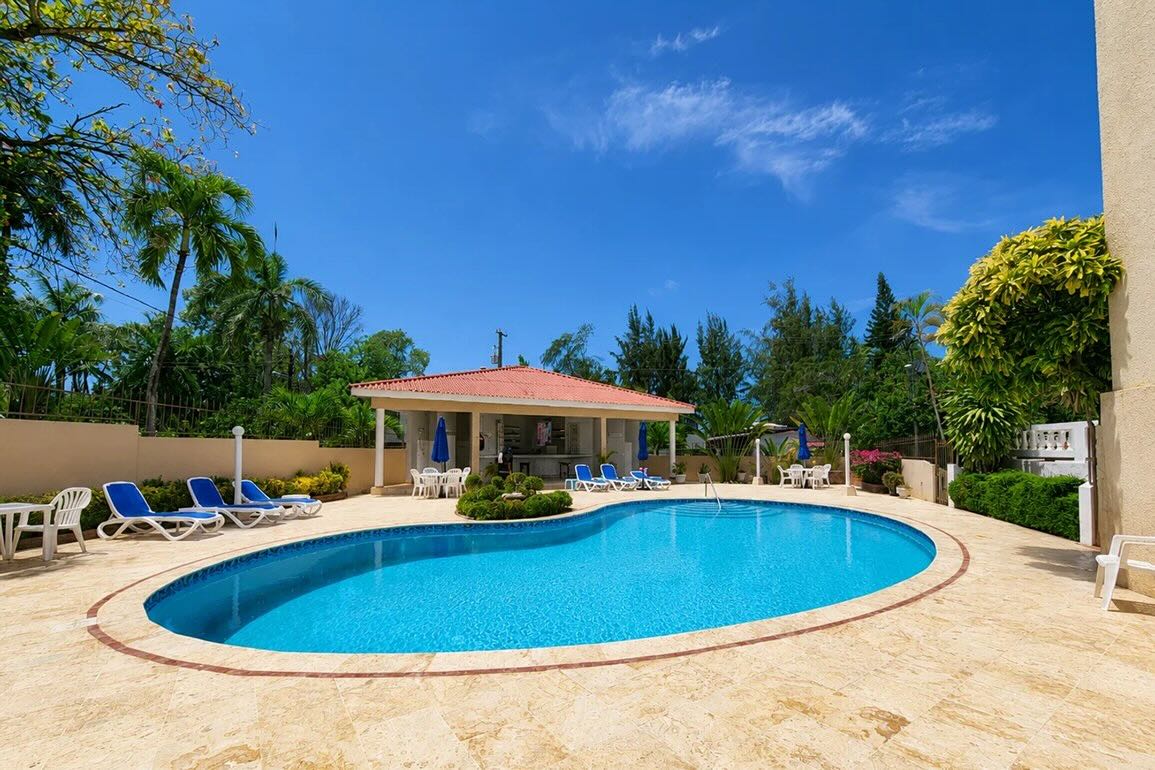 Apartamento de 2 Habitaciones con Vista al Mar en El Batey, Sosúa — Piscina