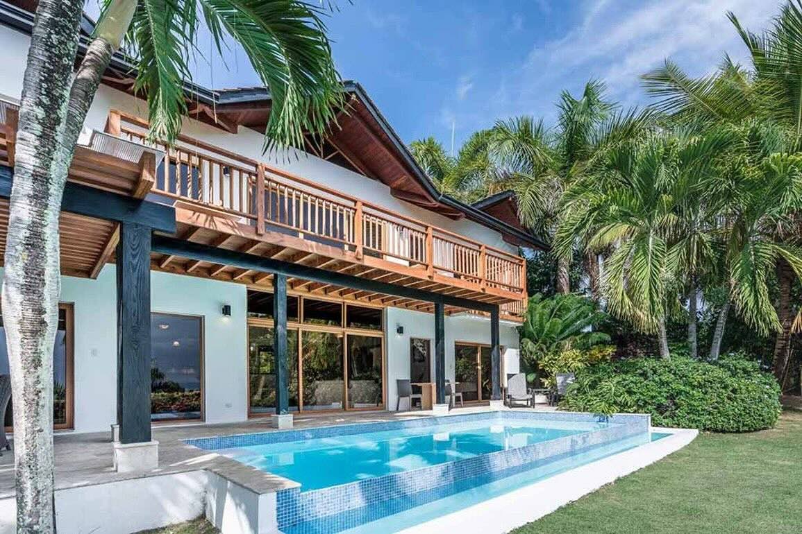 Villa de 5 Habitaciones con Vista al Mar en Puerto Bahia, Samaná — Foto 3