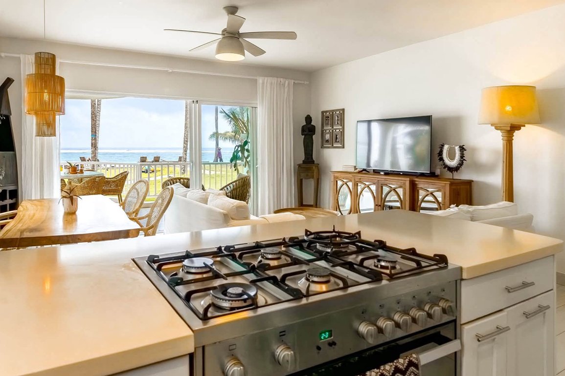 2-Bedroom Oceanfront Condo for Sale in Kite Beach, Cabarete — Photo 6