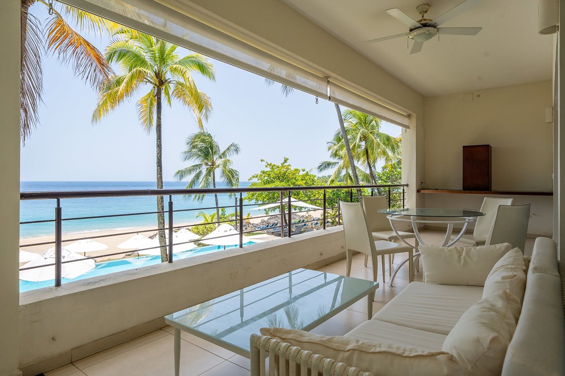 Apartamento de 3 Habitaciones Frente al Mar en Infiniti Blu, Sosúa — Vista