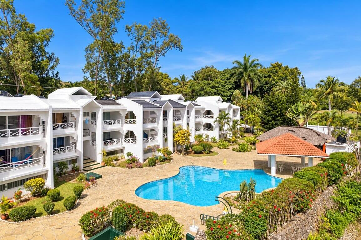 2-Bedroom Condo for Sale in Sosua Near Playa Chiquita — Photo 9