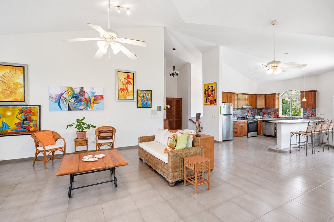 Villa de 4 Dormitorios en Venta en Playa Laguna, Sosúa con Piscina — Foto 4