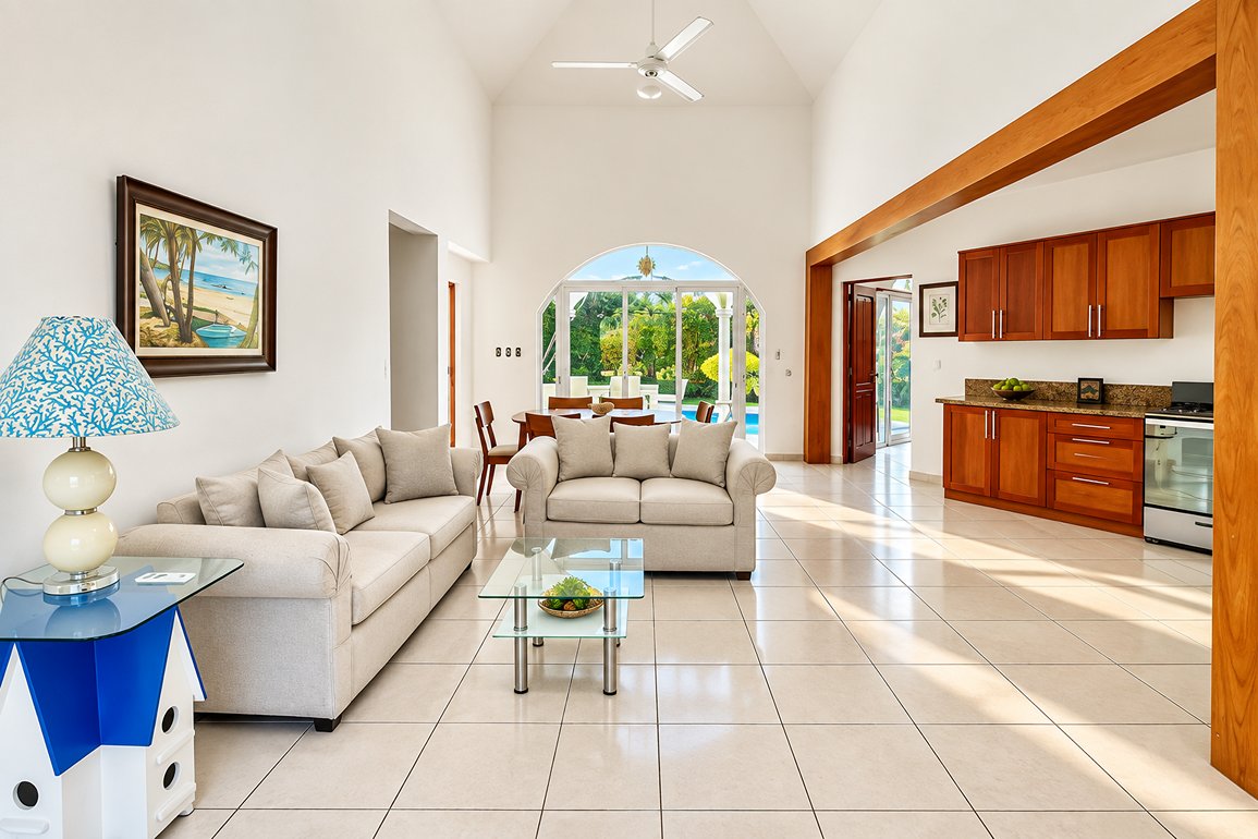 Casa de 2 Habitaciones en Venta en Playa Encuentro, Cabarete — Foto 1