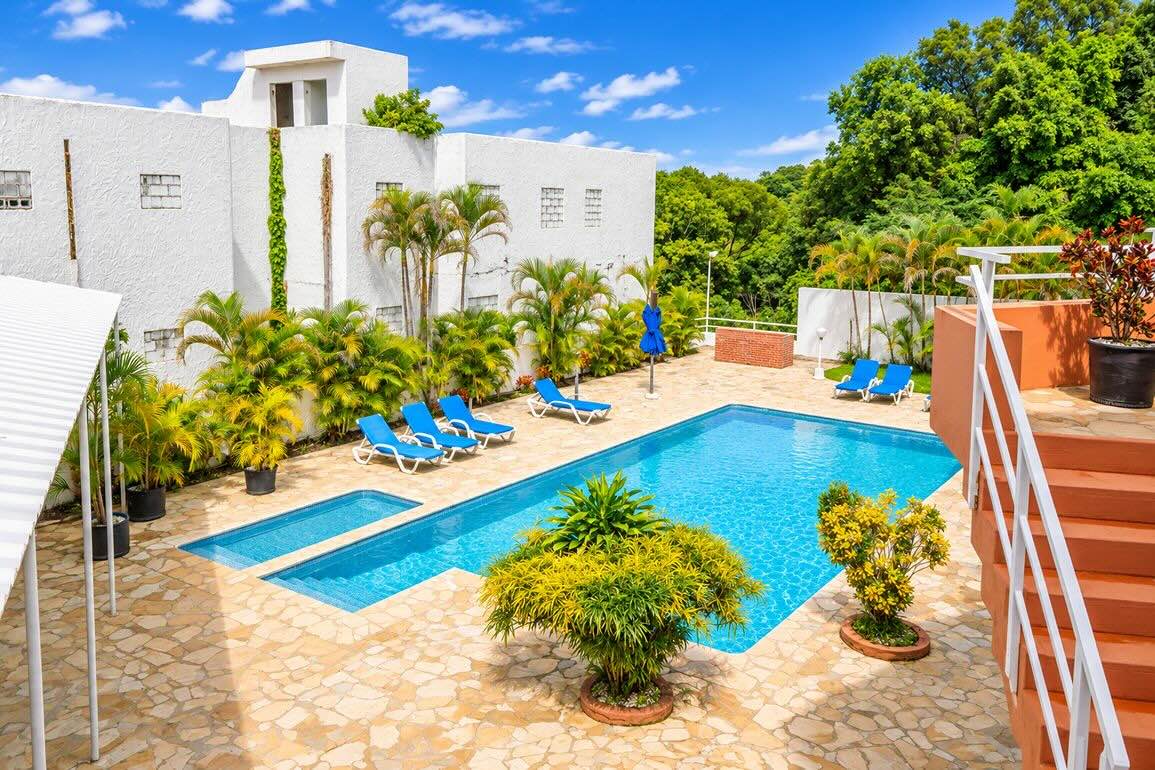Estudio en Venta con Vista al Mar en Los Cerros, Sosúa — Piscina