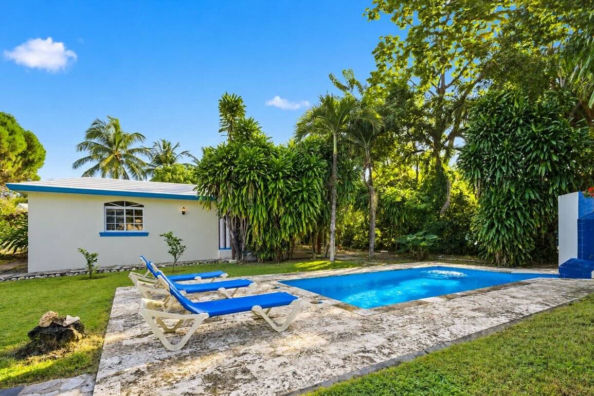 Villa de 4 Habitaciones en Venta en La Mulata, Sosúa — Piscina