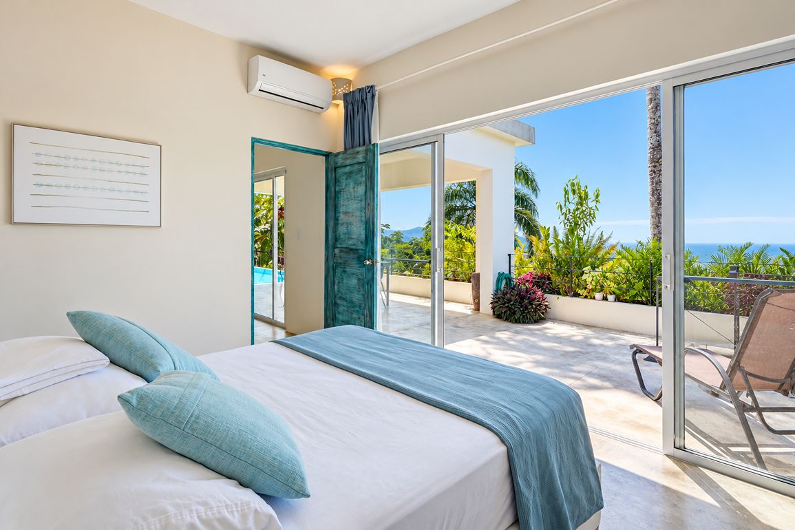 Villa de 4 Habitaciones en Venta en Río San Juan con Piscina Infinita — Foto 2