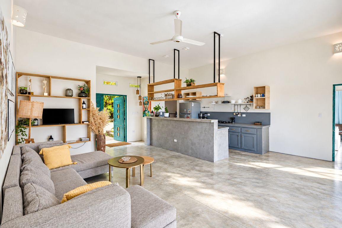 Villa de 4 Habitaciones en Venta en Río San Juan con Piscina Infinita — Foto 3