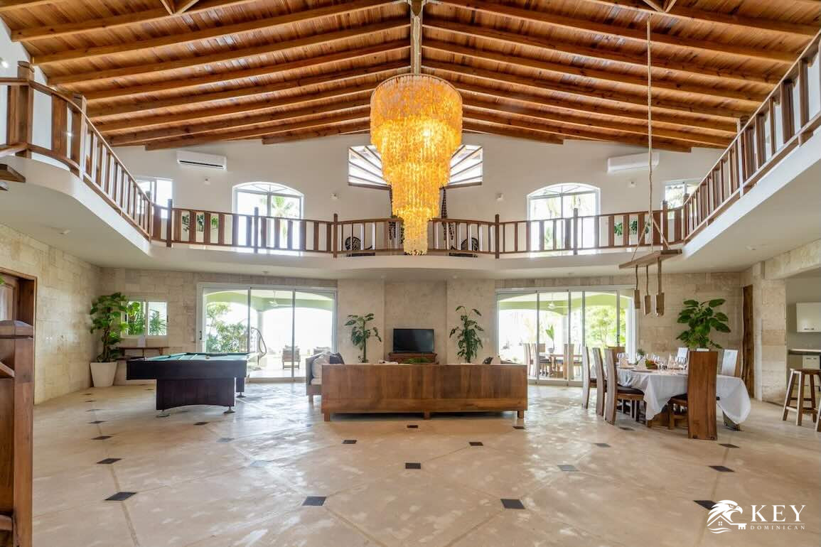 Villa Frente al Mar en Venta en Playa Coson Las Terrenas