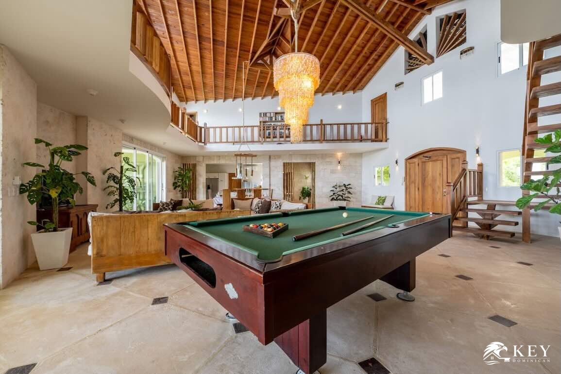 Villa Frente al Mar en Venta en Playa Coson Las Terrenas