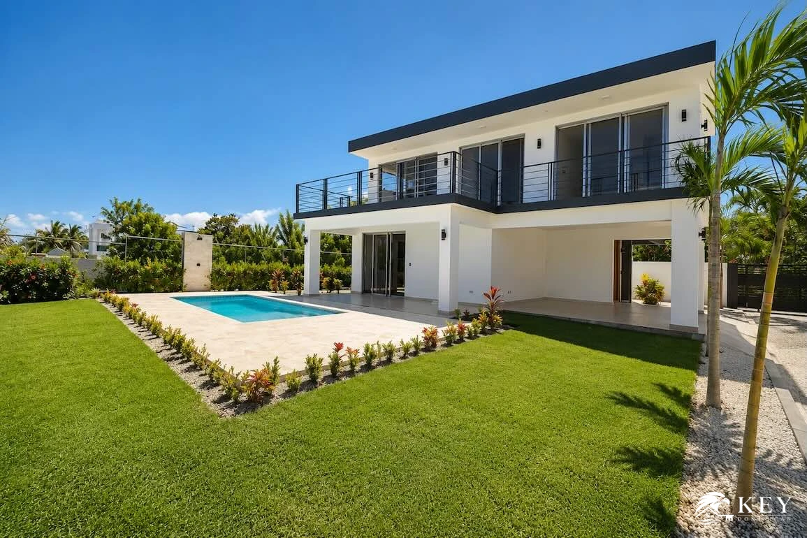 Villa de 3 Habitaciones en Lomas Mironas en Venta