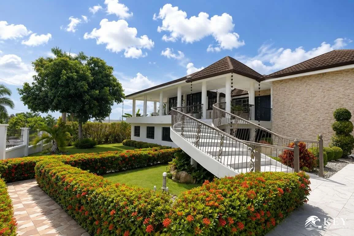 Luxury Villa for Sale in Star Hills, Puerto Plata — Photo 1