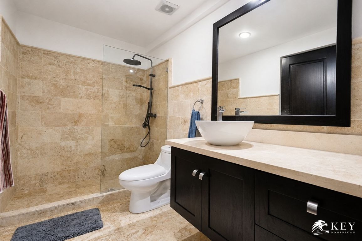 Apartamento de 2 Dormitorios en Venta en Grand Laguna Beach, Sosúa — Foto 3