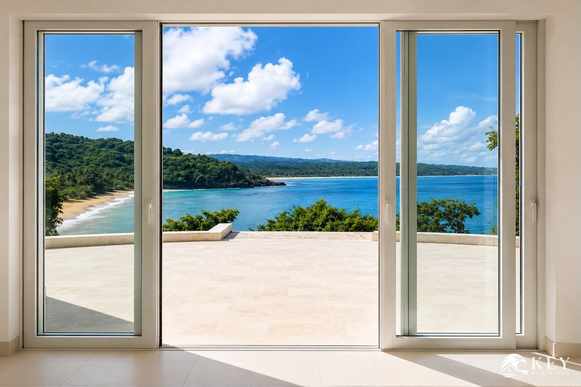 Cap El Limón, Samaná — 7-Bedroom Oceanfront Mansion for Sale — Photo 3