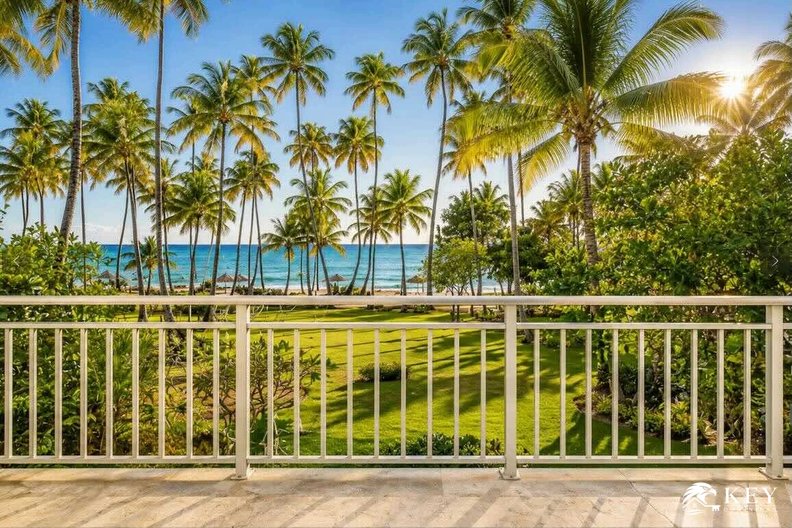 Townhouse frente a la playa de 5 dormitorios en Playa Bonita, Las Terrenas — Foto 1