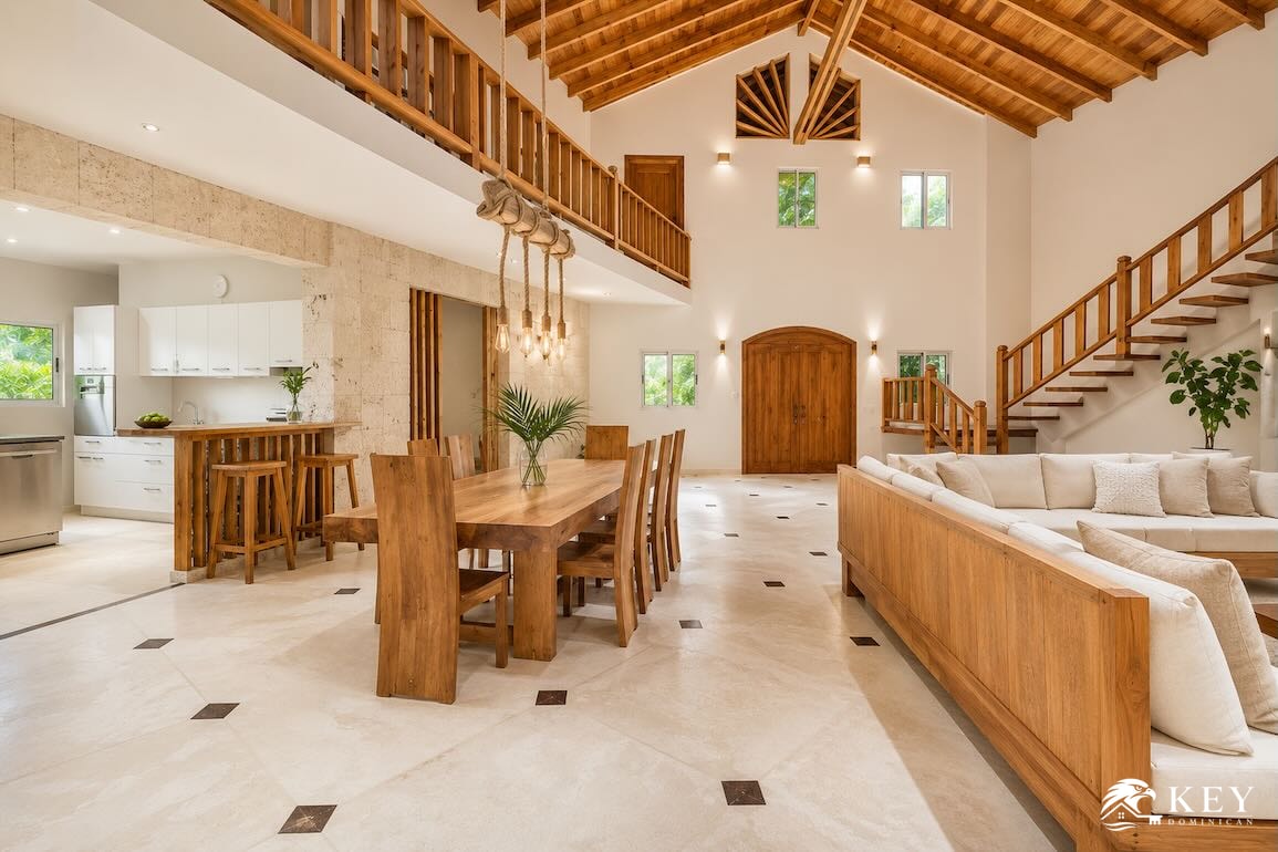Playa Cosón, Las Terrenas — 9-Bedroom Beachfront Villa for Sale — Photo 6
