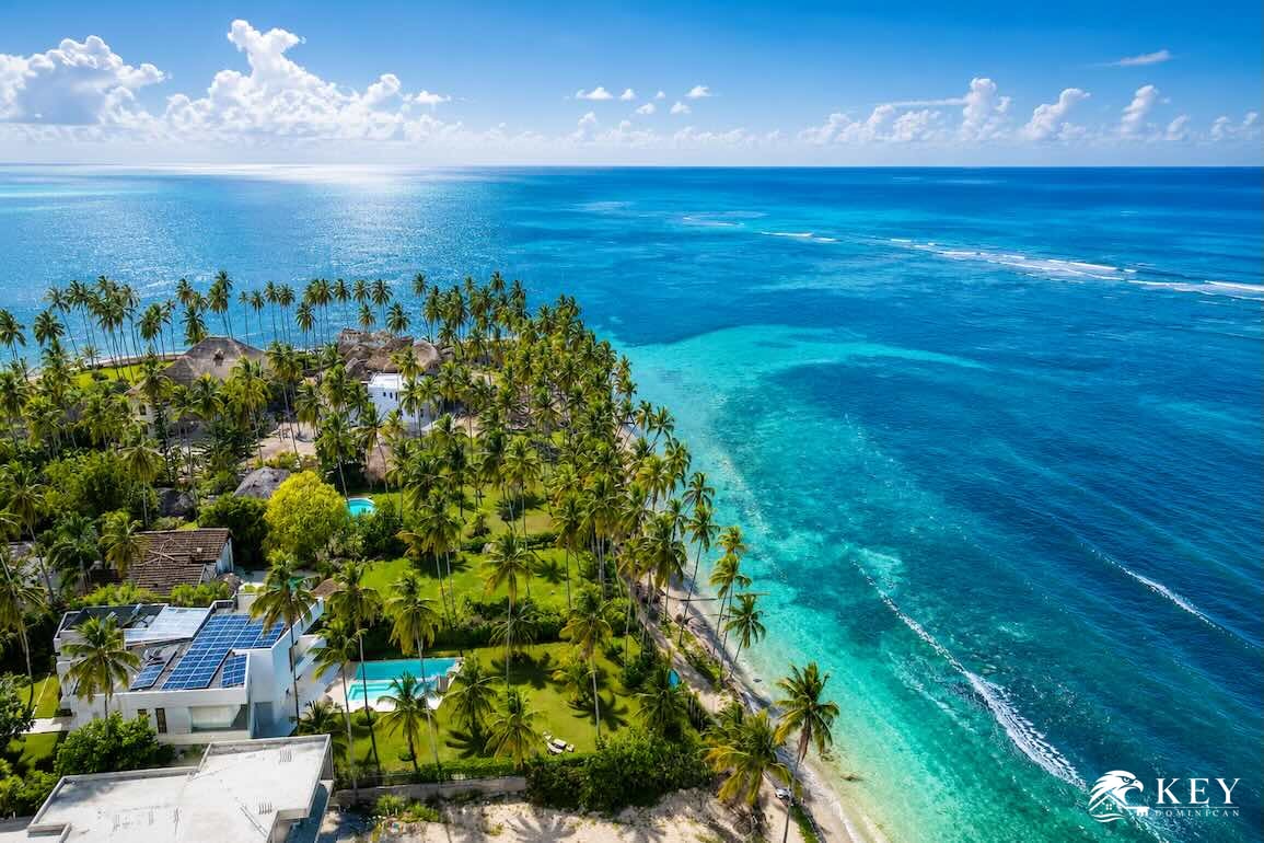 Cap Bonita, Las Terrenas — 5-Bedroom Luxury Villa for Sale — Photo 1