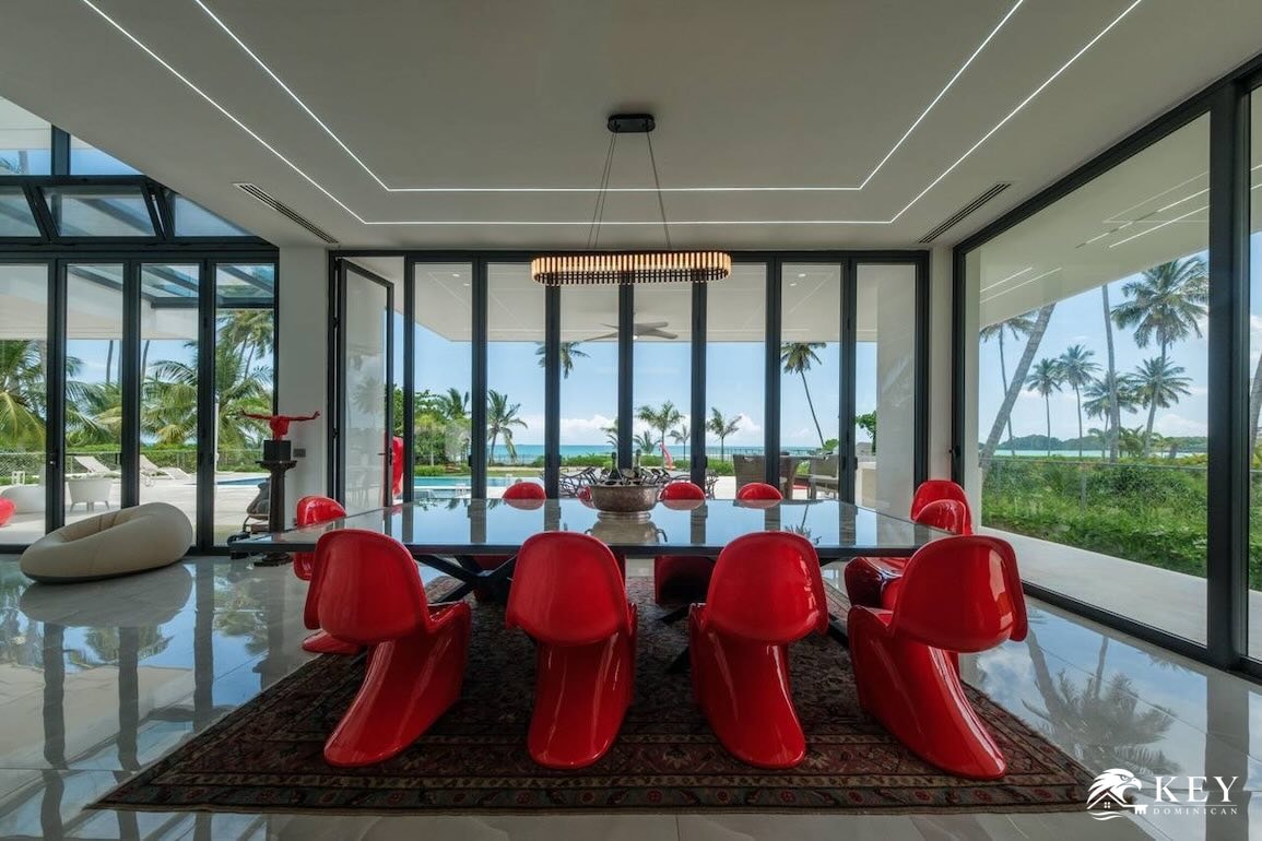Cap Bonita, Las Terrenas — 8-Bedroom Oceanfront Villa for Sale — Photo 8