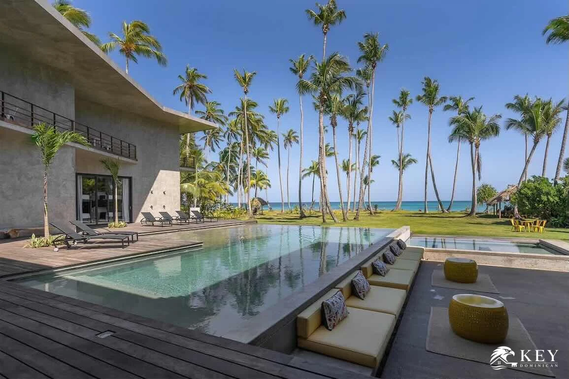 Villa frente a la playa de 12 dormitorios en Playa Cosón, Las Terrenas — Foto 1