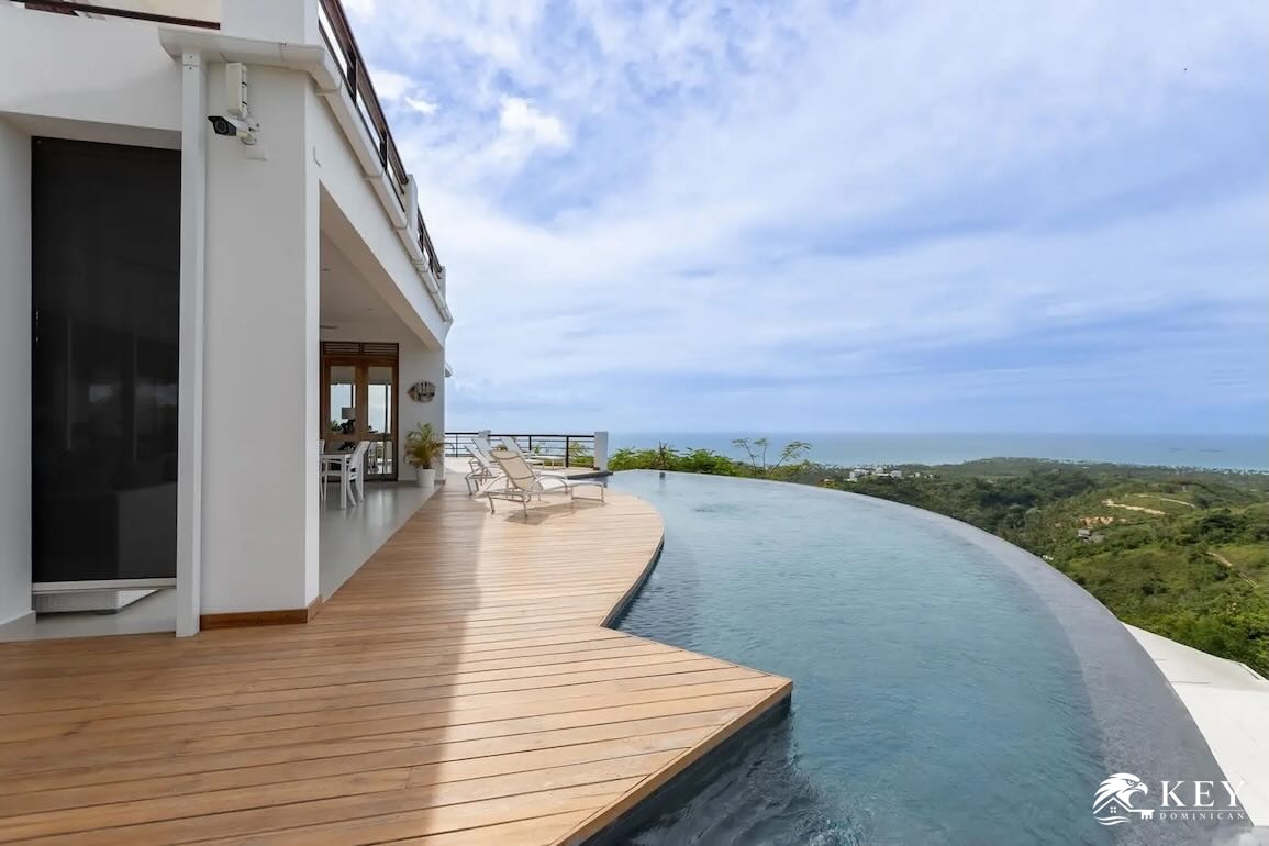 Cosón, Las Terrenas — 6-Bedroom Ocean-View Villa for Sale — Photo 9