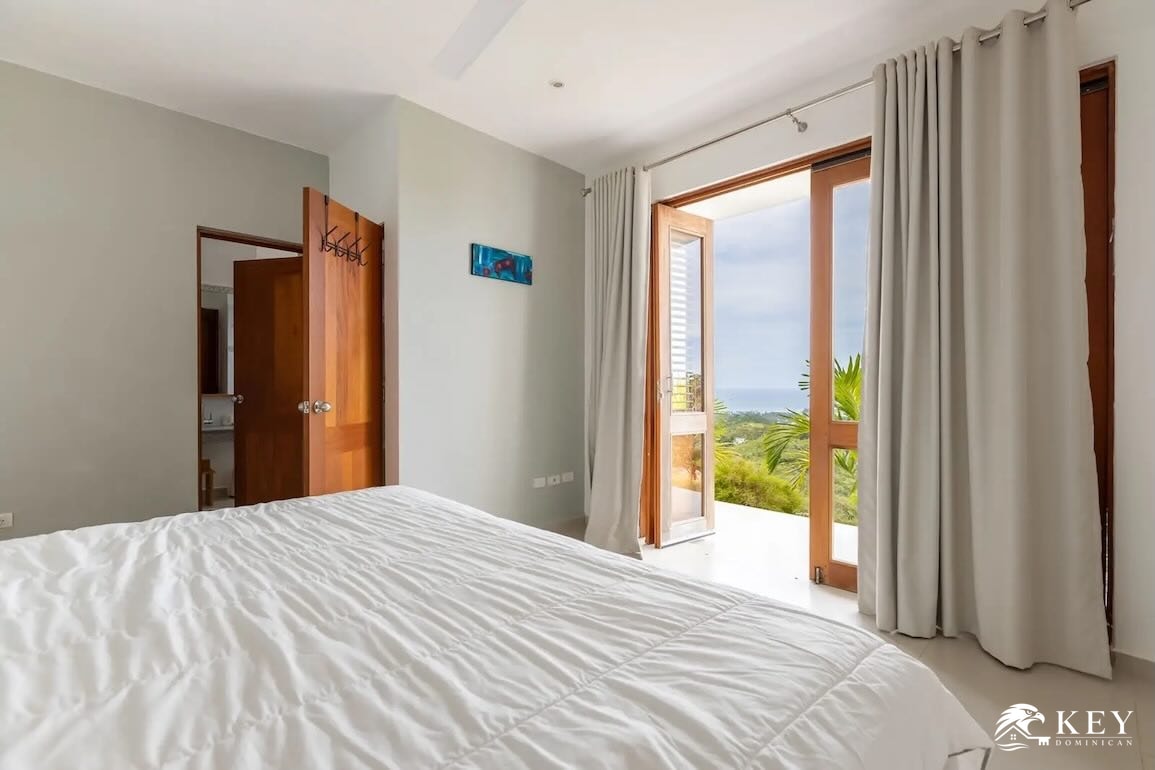 Cosón, Las Terrenas — 6-Bedroom Ocean-View Villa for Sale — Photo 10
