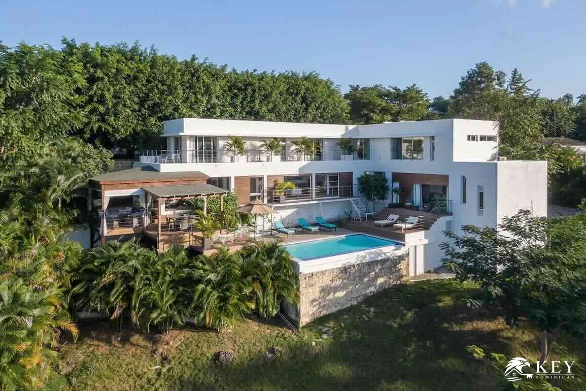 Villa con vista al mar de 4 dormitorios en El Portillo, Las Terrenas — Foto 1