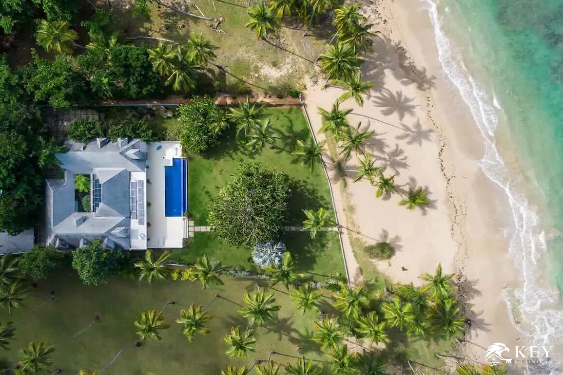 Villa frente a la playa de 6 dormitorios en Playa Cosón, Las Terrenas — Foto 1