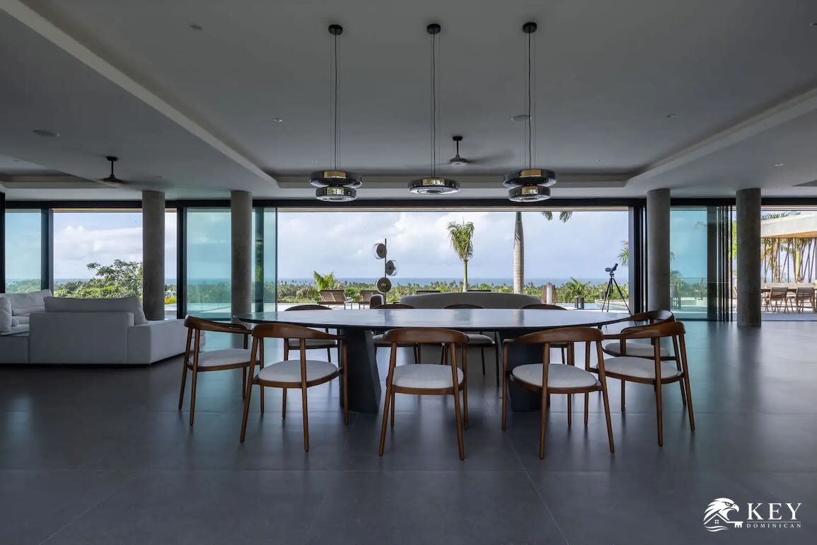 Playa Cosón, Las Terrenas — 7-Bedroom Ocean-View Villa for Sale — Photo 3