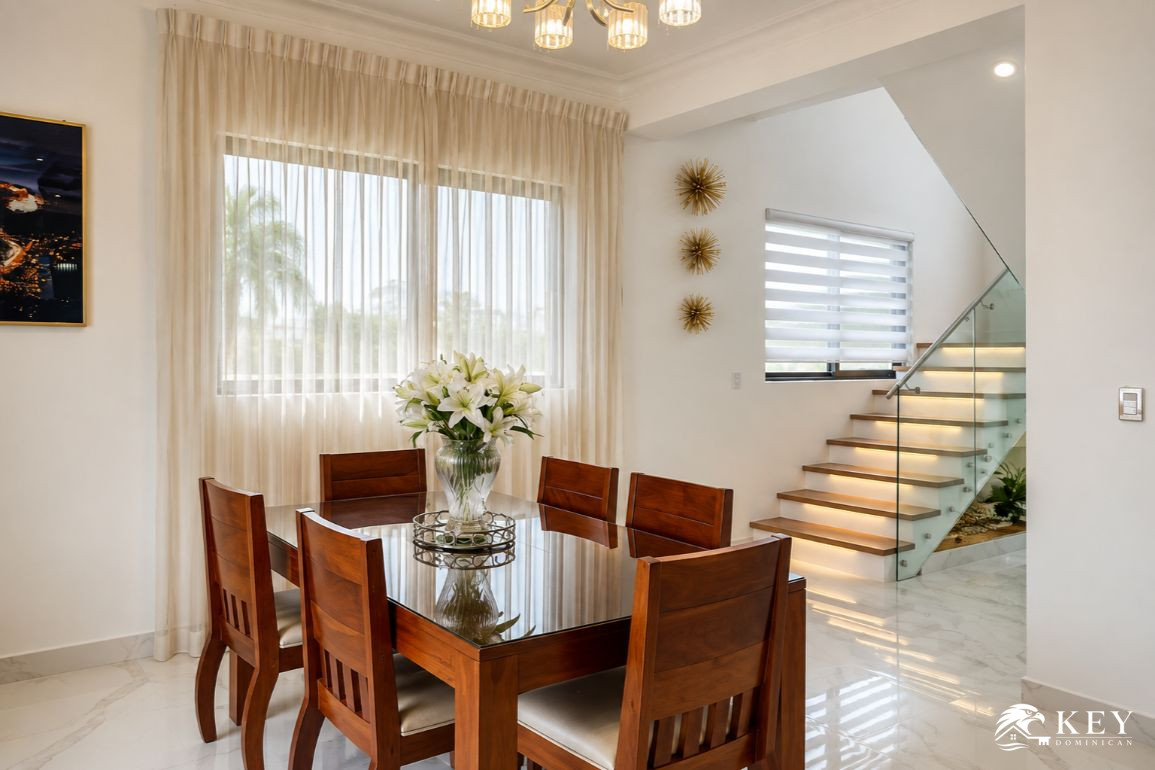 Villa de 4 Dormitorios en Venta en Puerto Plata, Camú – Vistas al Mar — Foto 5