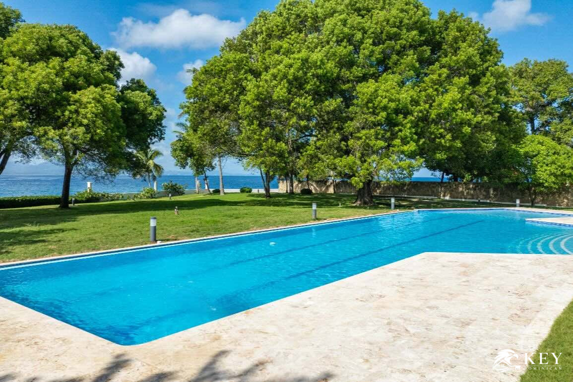 Beachfront Villa for Sale in Playa Chiquita, Sosúa — Photo 1