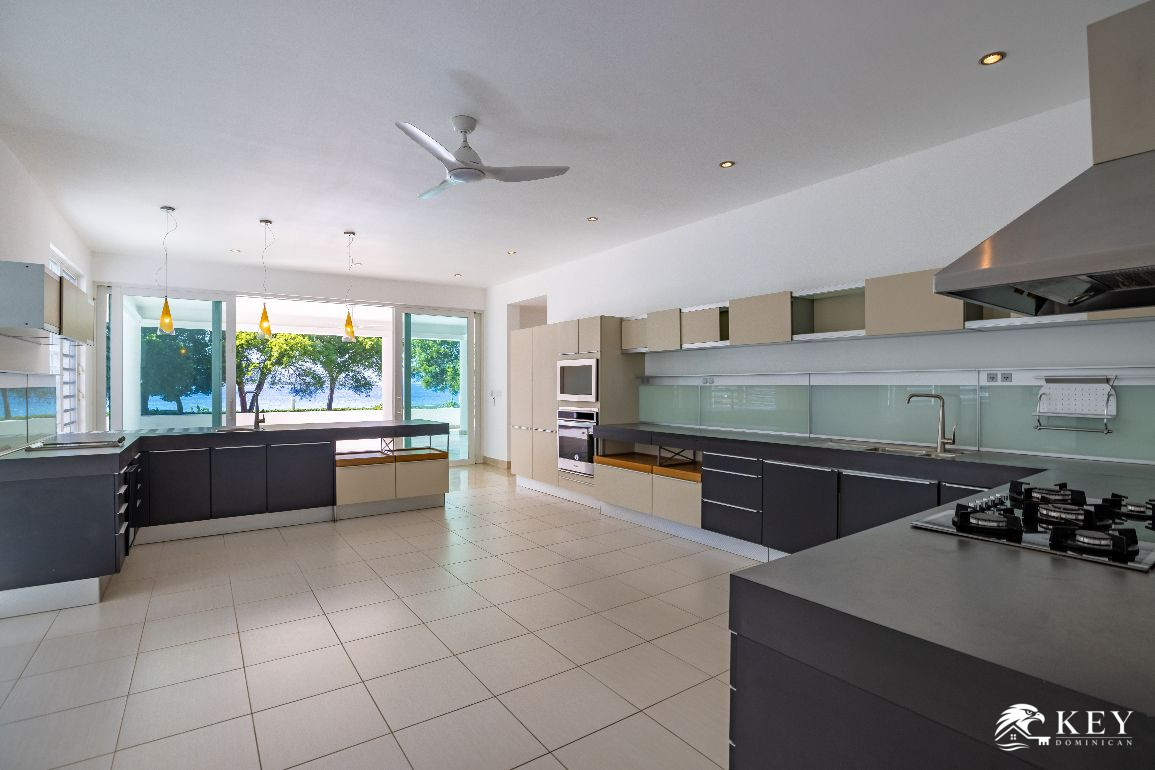 Beachfront Villa for Sale in Playa Chiquita, Sosúa — Photo 17