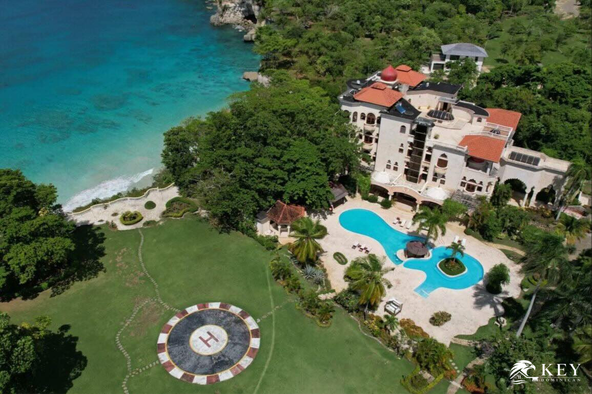 Oceanfront Palace for Sale in Rio San Juan | Balaji Palace — Photo 8