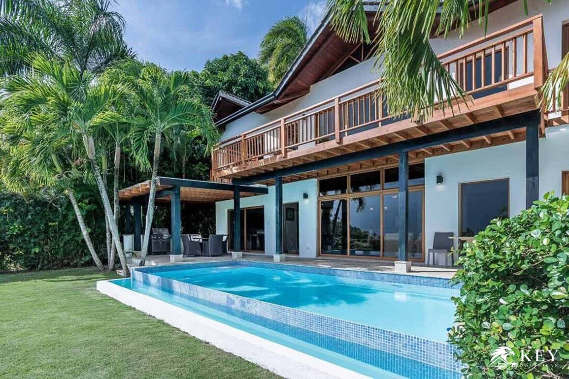 Villa de 5 Habitaciones con Vista al Mar en Puerto Bahia, Samaná — Foto 4