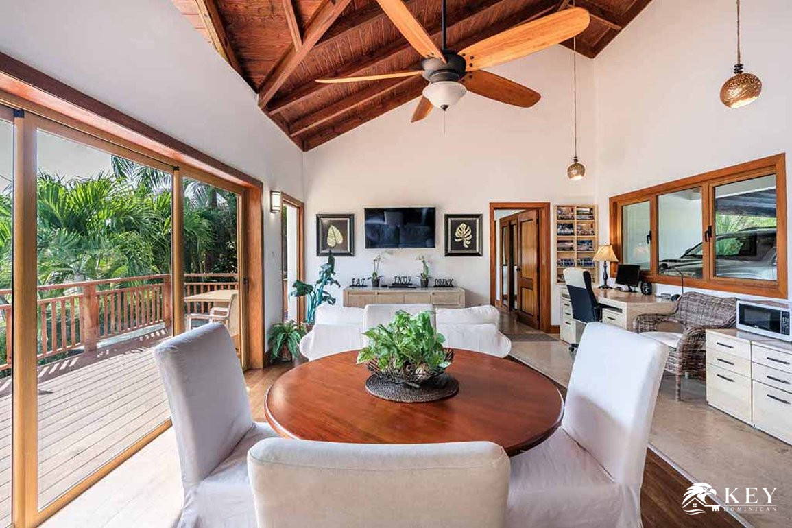 Villa de 5 Habitaciones con Vista al Mar en Puerto Bahia, Samaná — Foto 8