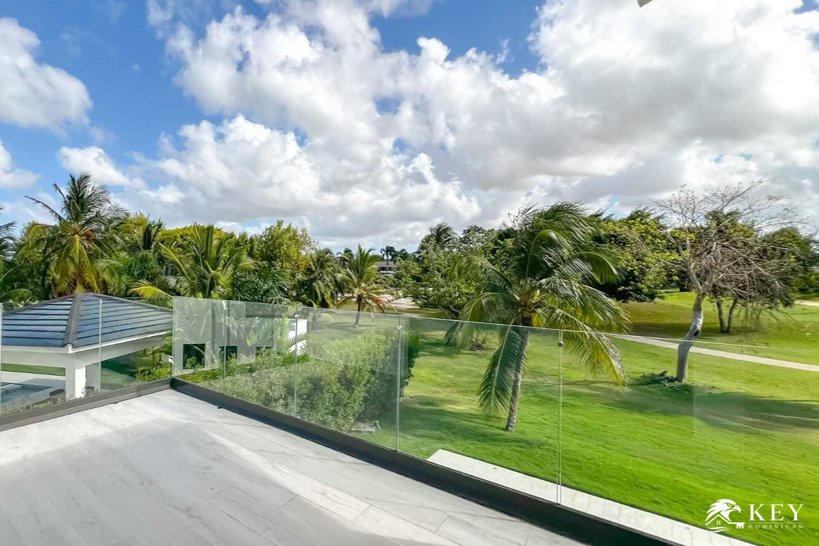 Luxury 3-Bedroom Villa for Sale in Cocotal, Punta Cana — Photo 2