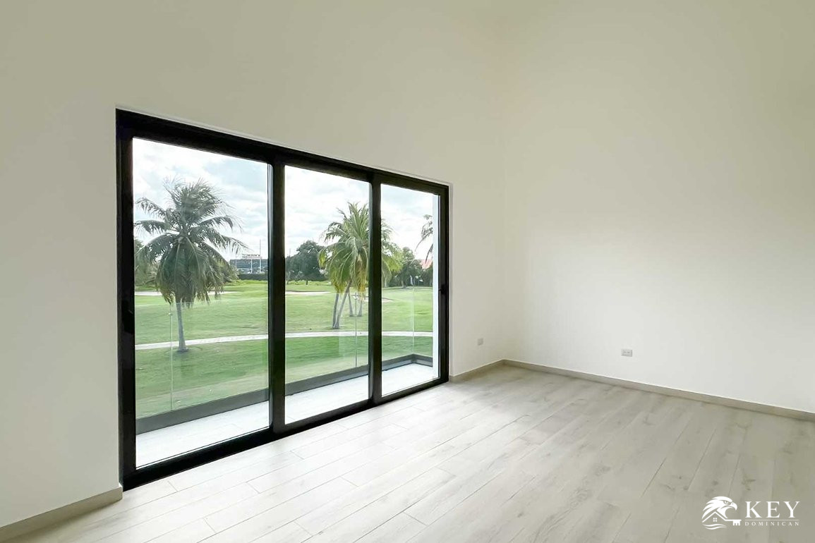 Luxury 3-Bedroom Villa for Sale in Cocotal, Punta Cana — Photo 3