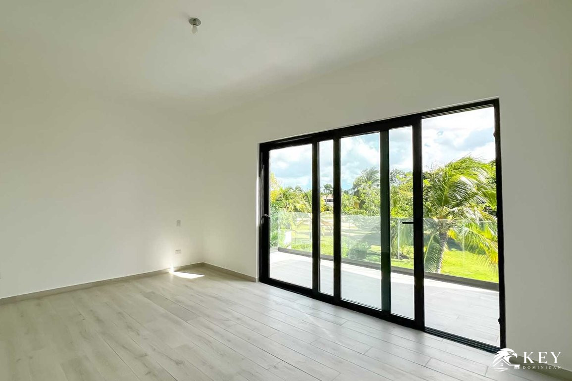 Luxury 3-Bedroom Villa for Sale in Cocotal, Punta Cana — Photo 9