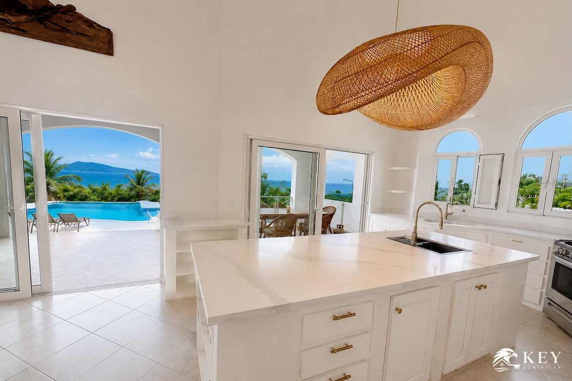 5-Bedroom Villa for Sale at Playa Colorada, Las Galeras — Photo 2