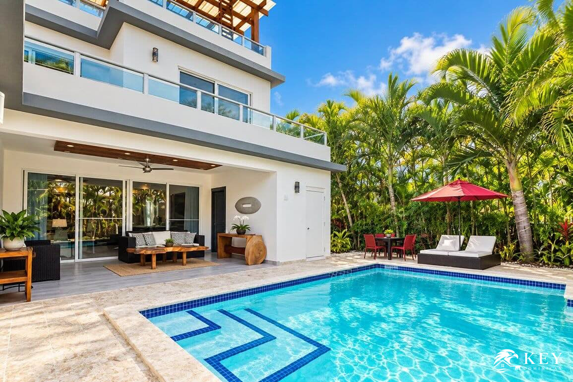 Modern 3-Bedroom Villa for Sale in Sosúa Ocean Village — Pool