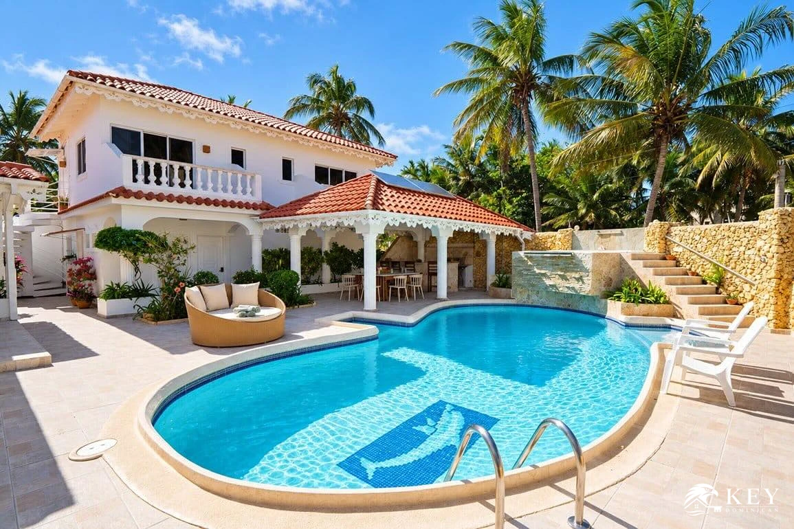 8-Bedroom Villa for Sale in East Cabarete with Ocean Views — Photo 1