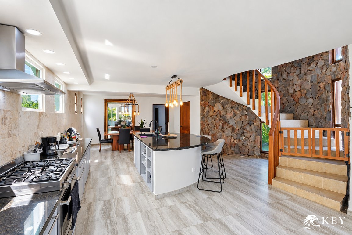 Villa de 5 Habitaciones en Las Canas Gaspar Hernández — Foto 5