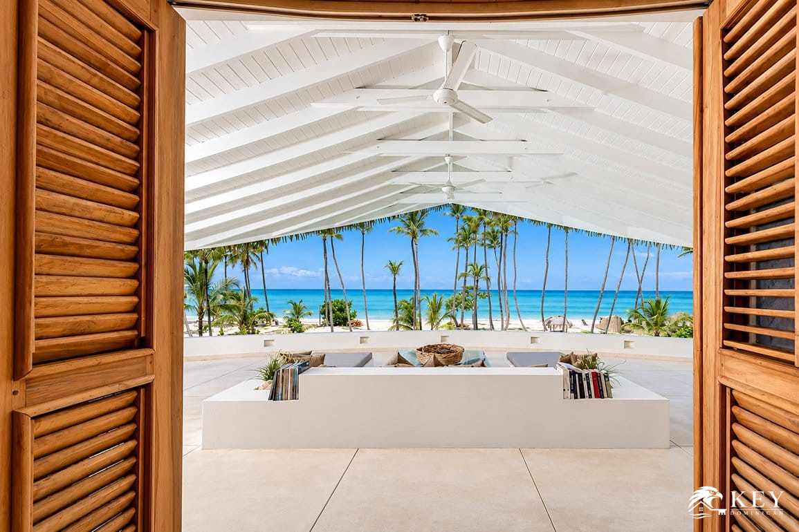 13-Bedroom Beachfront Villa for Sale in Las Terrenas — Photo 6